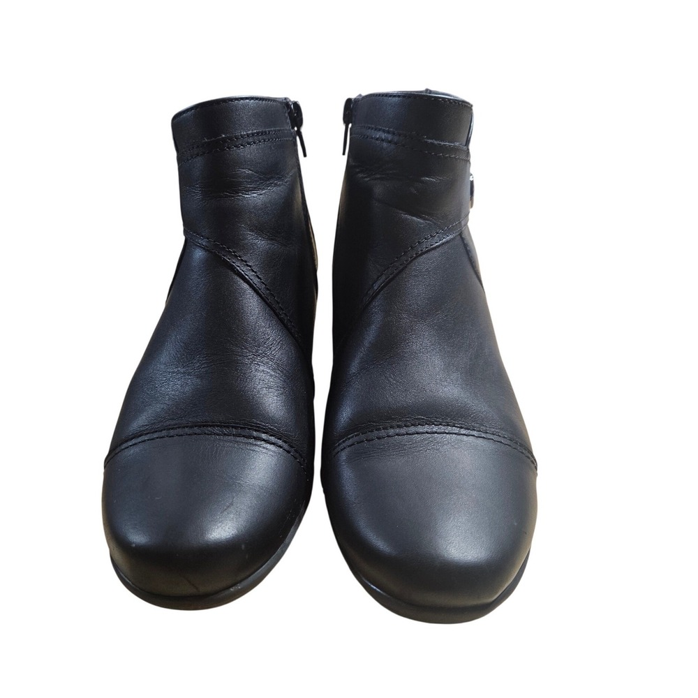 Clarks Emily Calle Black Leather Side Zip Ankle Boots Women Size 8 M Block Heel